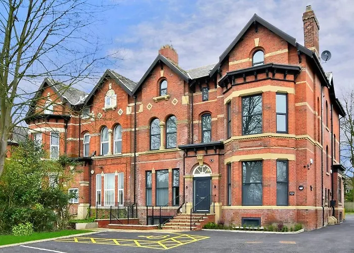 Free Parking - Cosy 2-Br Flat Near Salford Royal